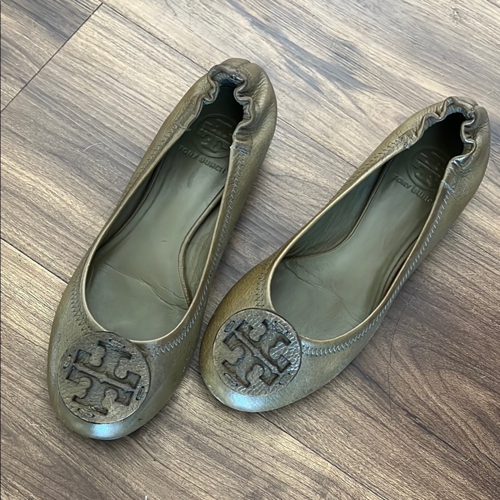 Tory Burch Reva Olive Green Flats